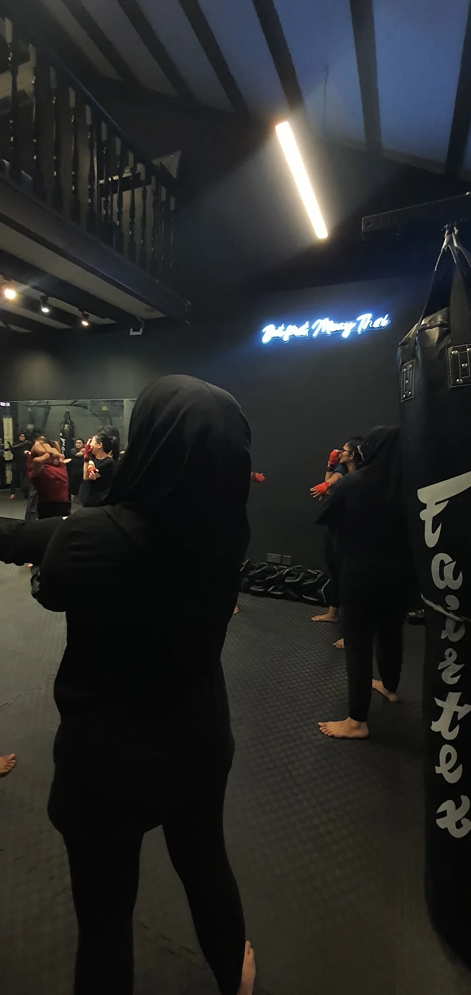 Van Lee Fitness training floor and mirror wall